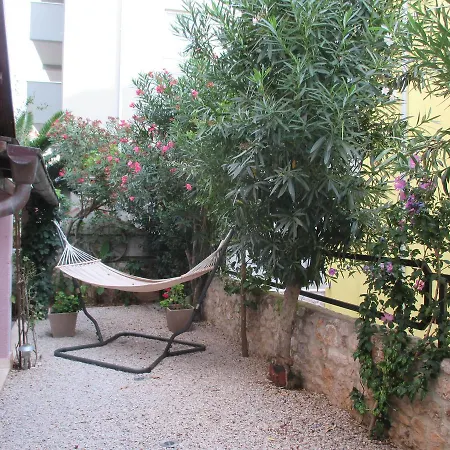 In Omis/makarska Riviera 7223
